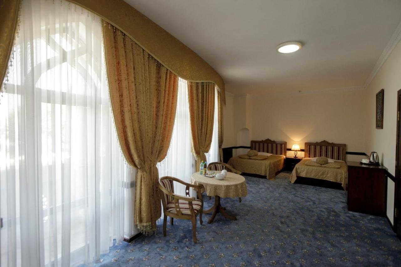 Sultan Hotel Buchara Exteriör bild